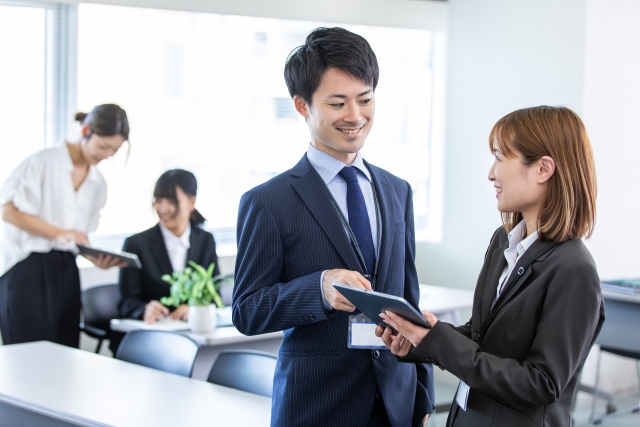 コミュニケーション　コミュ障　対人不安　発達障害　就労移行支援　大人の発達障害　笑顔　対人スキル　