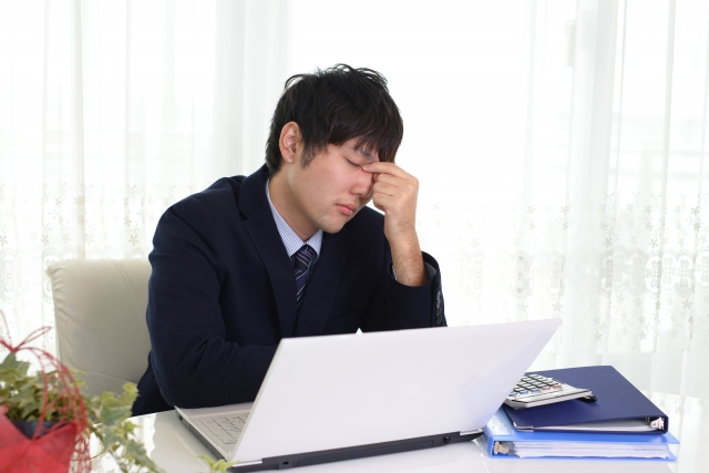 最近疲れている…。夏バテかな？夏のメンタル不調かも。夏を乗り切るためにはどうしたら？？