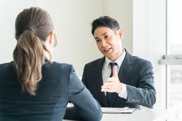 発達障害　ASD　ADHD　自閉症スペクトラム　コミュニケーション　会話のヒント　人間関係の悩み　HSP　コミュ障　　職場　話し方　聴き方　空気が読めない　しつこい　苦手克服　社会人　発達障害あるある　生きづらさ　自己肯定感　セルフケア